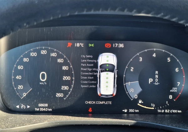 Volvo XC 40 cena 127999 przebieg: 68000, rok produkcji 2021 z Ruciane-Nida małe 46